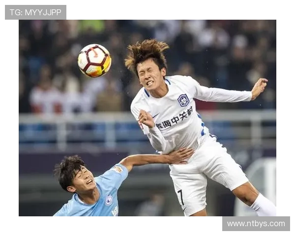 大连一方迎战泰达争夺关键三分球迷期待精彩对决与激情时刻